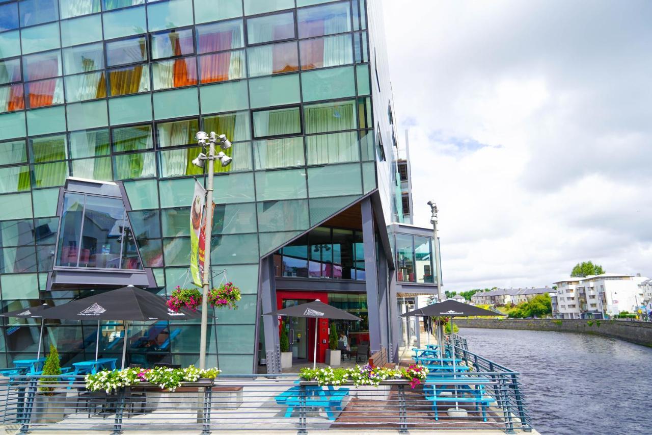 The Glasshouse Слайгоу Екстериор снимка