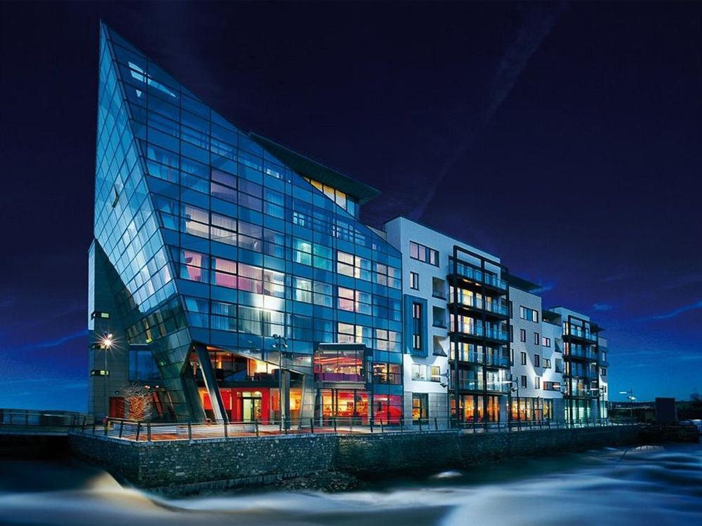 The Glasshouse Слайгоу Екстериор снимка
